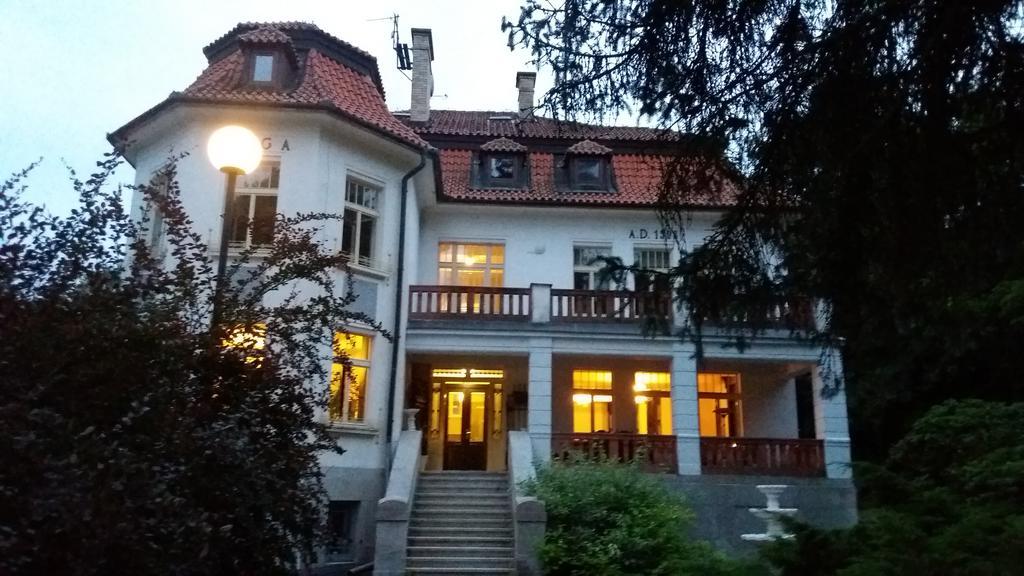 Vila Olga Jevany Exterior photo