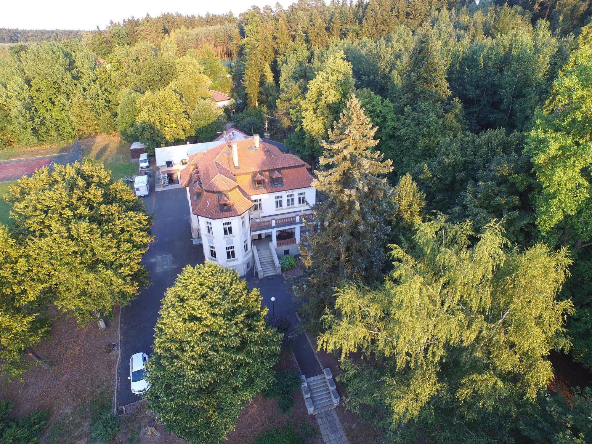 Vila Olga Jevany Exterior photo